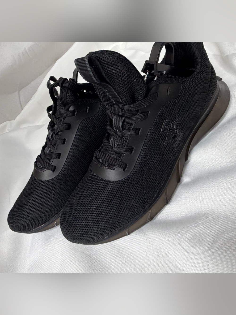 Beverly Hills Polo Club Men's Black Knit Athletic Sneakers